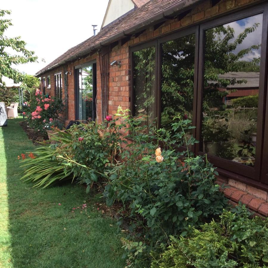 Nightingale B&B เพอร์ชอร์ ภายนอก รูปภาพ